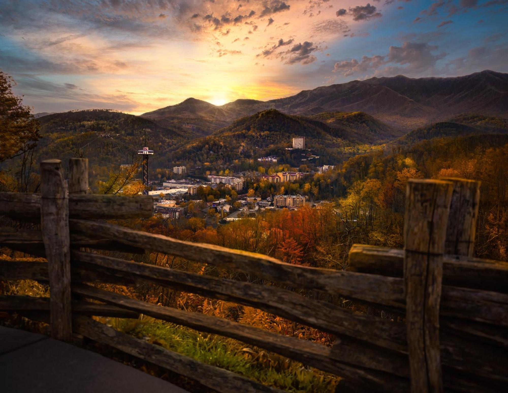Breathtaking View, Hot Tub, 1089 Of Free Attraction Tickets For Each Paid Day, Dollywood And More! Sevierville Luaran gambar